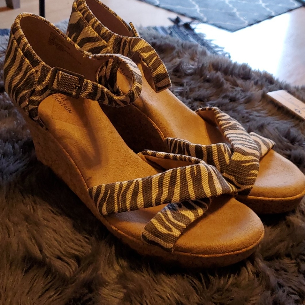 White Mountain Cork Wedge Shoe